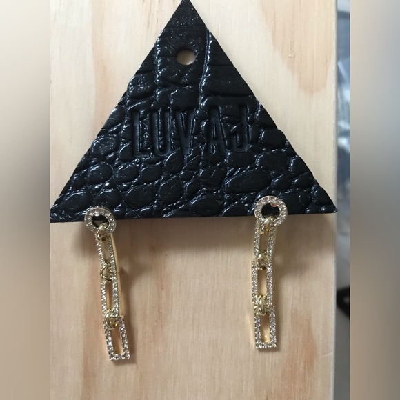 LUV AJ Mini Chain Link Studs - Picture 4 of 6